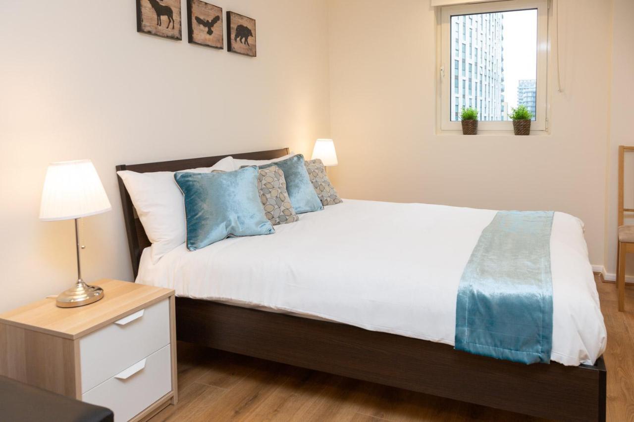 Royal Crossharbour Apartment London Ngoại thất bức ảnh