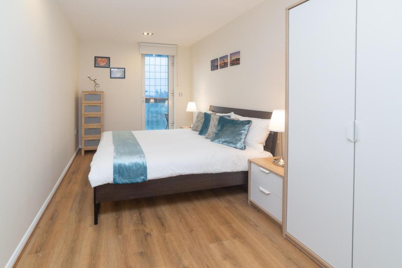 Royal Crossharbour Apartment London Ngoại thất bức ảnh
